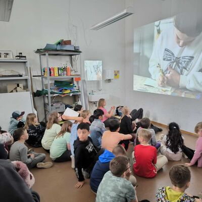 Bild vergrößern: 2025-05 GS Stafurter Hhe Prsentation Fotografie (1)