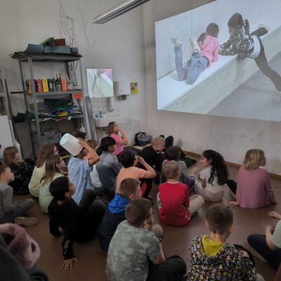 Bild vergrößern: 2025-05 GS Stafurter Hhe Prsentation Fotografie (2)