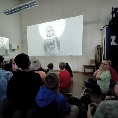 Bild vergrößern: 2025-05 GS Stafurter Hhe Prsentation Fotografie (9)