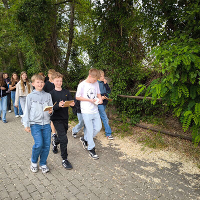 Bild vergrößern: 2025-06 Stephaneum Montag Exkursion (6)