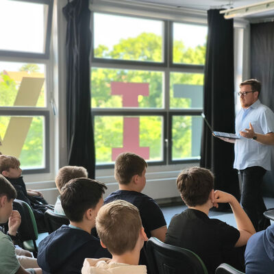 Bild vergrößern: 2015-06 Stephaneum Dienstag Schreibwerkstatt (3)